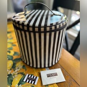 Henri Bendel Centennial Stripes Vintage Train Case Please Read